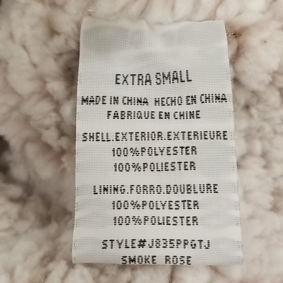 💕THREAD & SUPPLY💕 Arctic Fleece Vest Smoke Rose - Picture 9 of 9